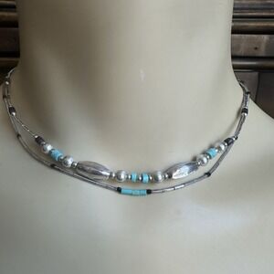 VTG Southwestern Necklaces 14.5 Inch‎ Blue Turquoise Shell Liquid Silver Beads
